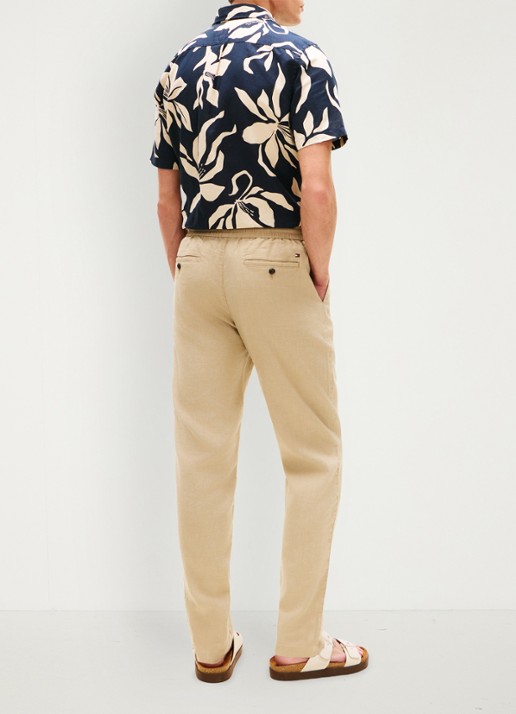 Tommy Hilfiger Tapered fit chino in linnenblend - achterkant khaki