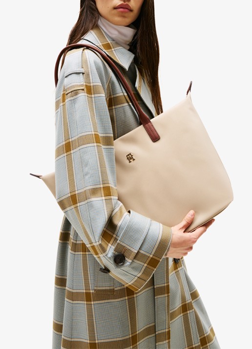 Tommy Hilfiger Tote shopper met logo - voorkant 5 sandalwood-rbt / bruin
