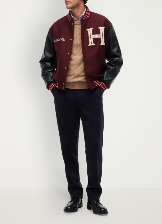 Tommy Hilfiger Varsity baseball jack in kasjmierblend  - voorkant 7 bordeauxrood