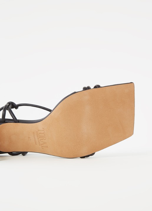 Toral Sandalette van leer met knoop detail - detail 3 zwart