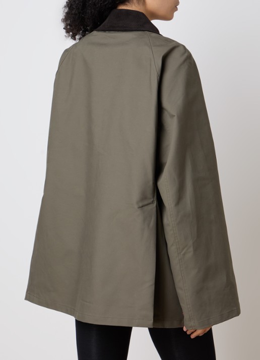 TOTEME Barn jack met details van corduroy en paspelzakken - achterkant bronsgroen