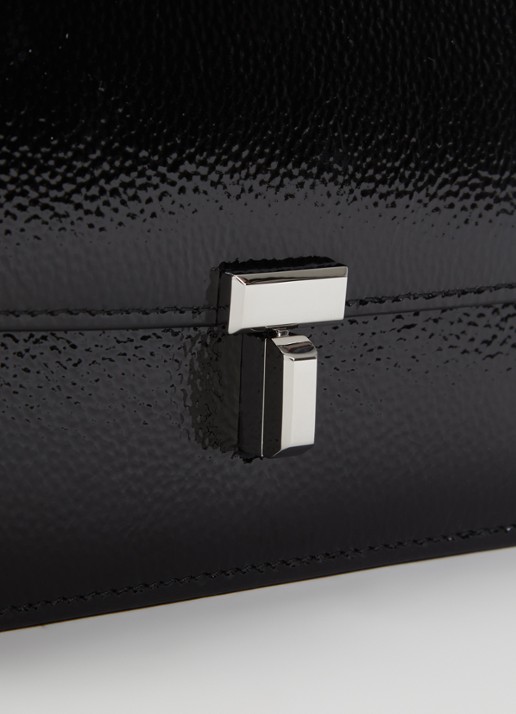 TOTEME T-Lock crossbodytas van leer  - detail 5 zwart