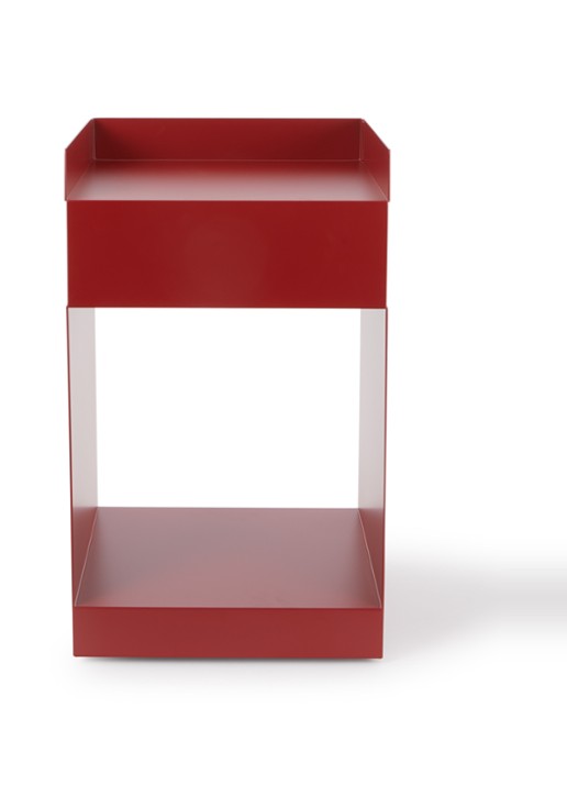 &Tradition Rotate SC73 bijzettafel 35 x 35 cm  - voorkant donkerrood