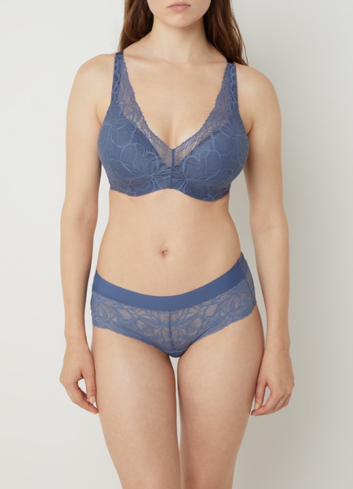 Triumph Body Make-Up Illusion Lace voorgevormde bh met overlay van kant