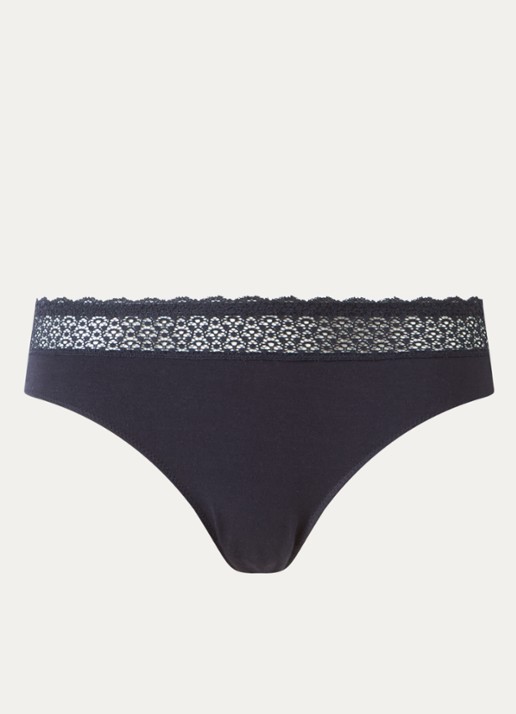 Triumph Feel of Modal slip met kant
