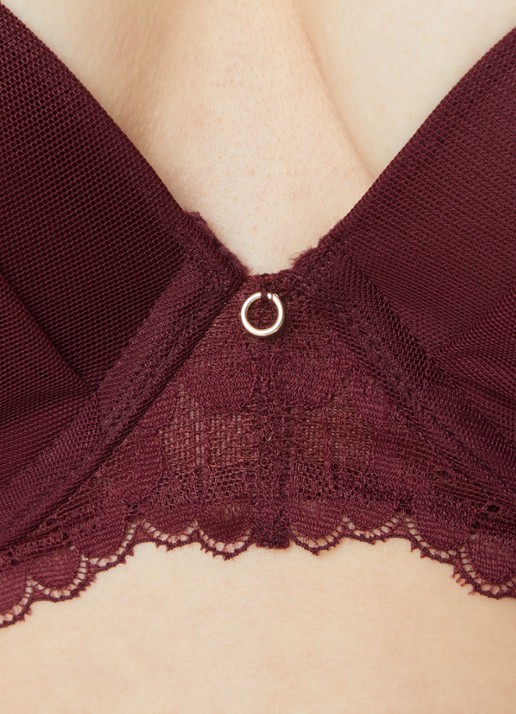 Triumph Love in Lace T-shirt bh met kant details - detail 3 bordeauxrood