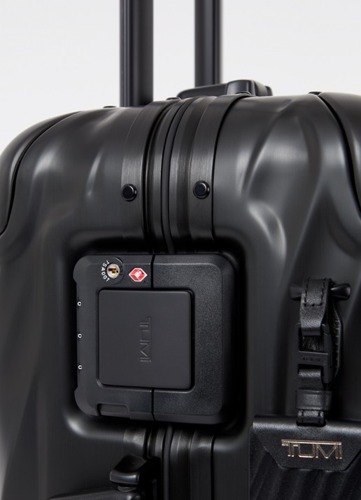 TUMI 19 Degree Continental spinner 56 cm - detail 4 zwart