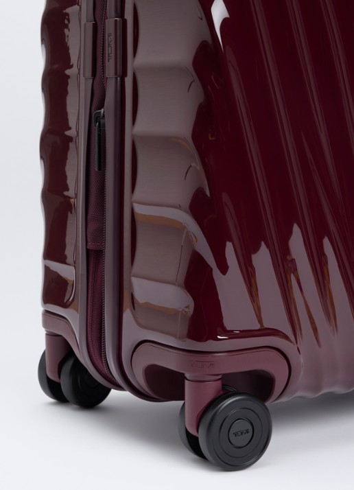 TUMI 19 Degree Continental vergrootbare spinner met USB-C oplaadpoort 55 cm - detail 5 bordeauxrood