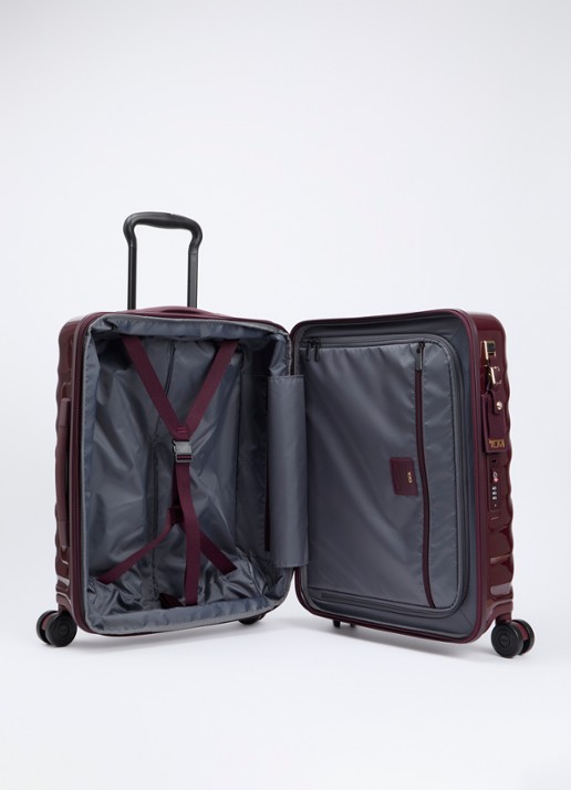 TUMI 19 Degree Continental vergrootbare spinner met USB-C oplaadpoort 55 cm - voorkant 3 bordeauxrood