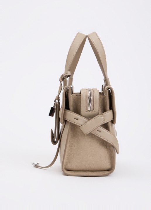TUMI Agent Small handtas van leer - detail 6 beige