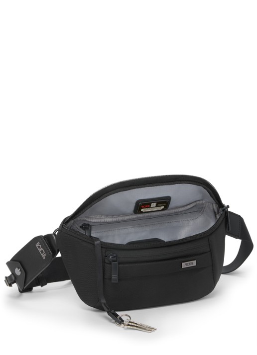 TUMI Sling heuptas met leren details - voorkant 2 zwart