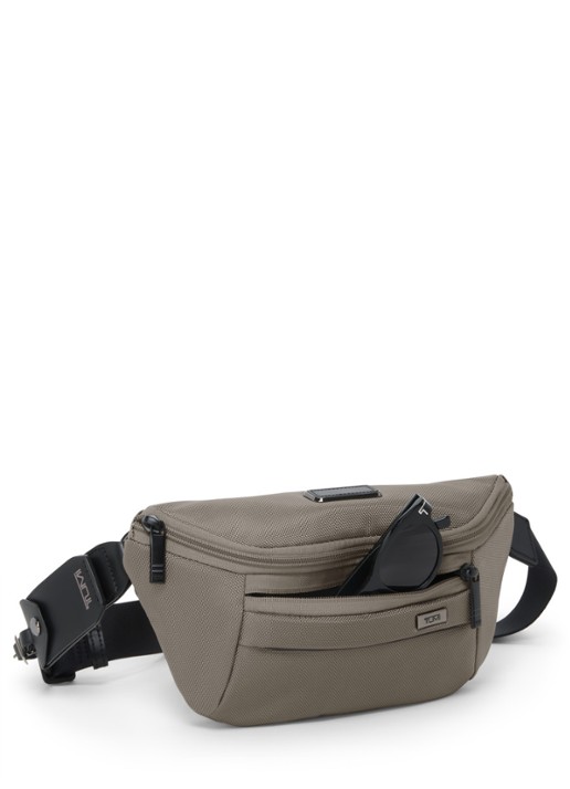 TUMI Sling heuptas met leren details - voorkant 5 grijs