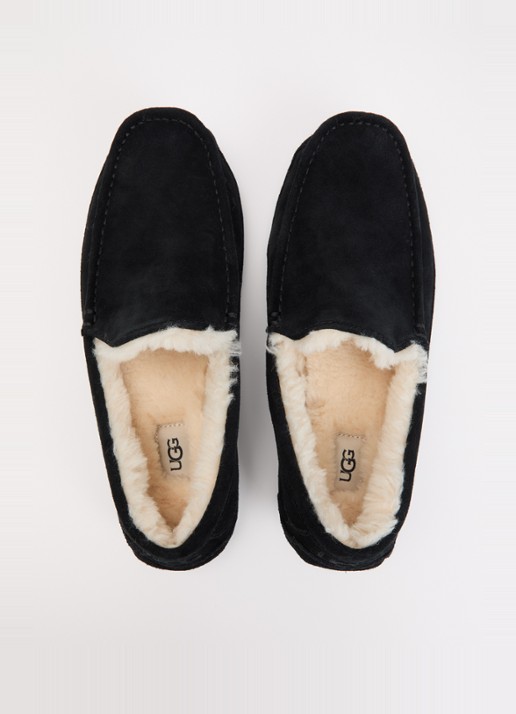 UGG Ascot instapper van suède - detail 4 zwart