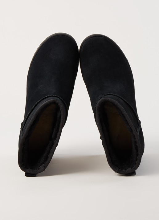 UGG Classic Femme Mini enkellaarsje van suède - detail 4 zwart