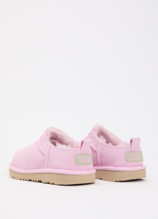 UGG Classic Micro instapper van suède - achterkant roze