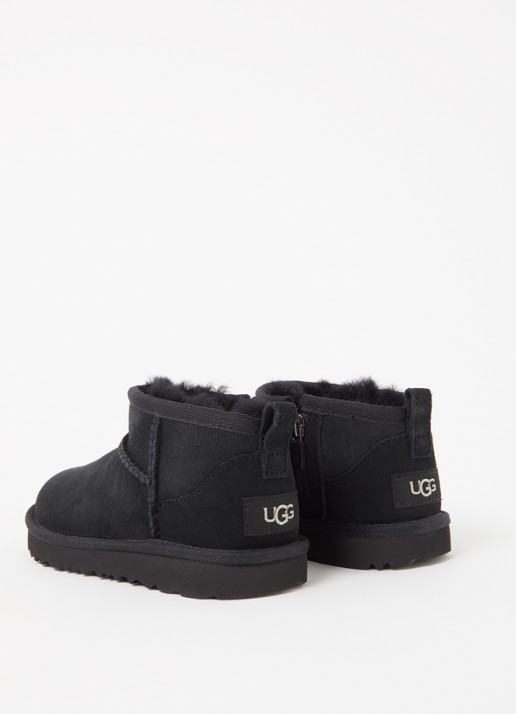 UGG Classic Ultra Mini enkellaarsje van suède - achterkant 3 zwart