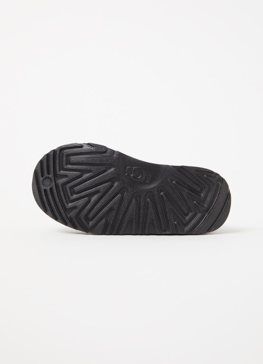 UGG Classic Ultra Mini enkellaarsje van suède - detail 4 zwart