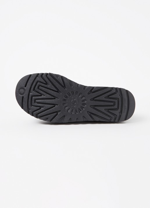 UGG Classic Ultra Mini Platform enkellaarsje van suède - detail 3 zwart