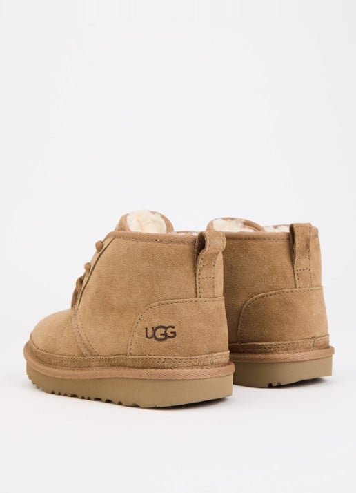 UGG Neumel II veterboot van suède  - achterkant camel