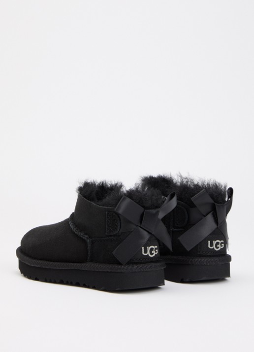 UGG Ultra Mini Bailey Bow enkellaarsje van suède - achterkant 6 zwart