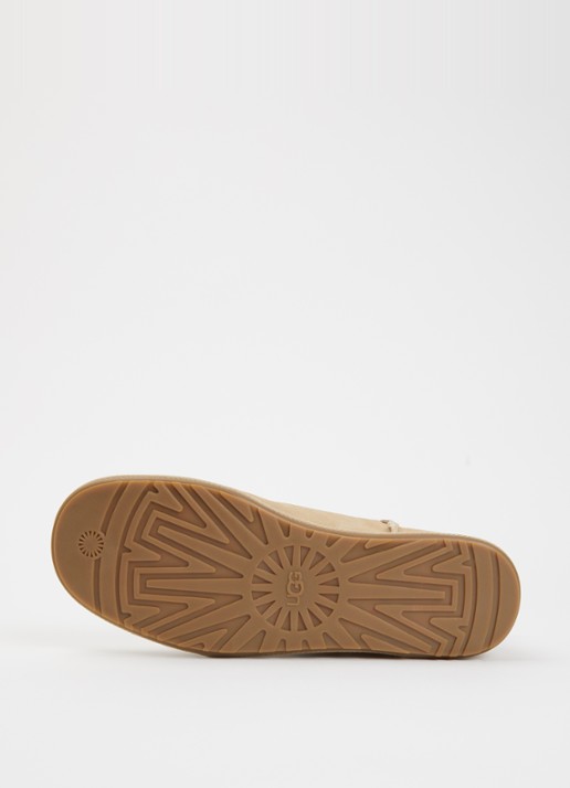 UGG W Classic veterboot van suède - detail 3 khaki