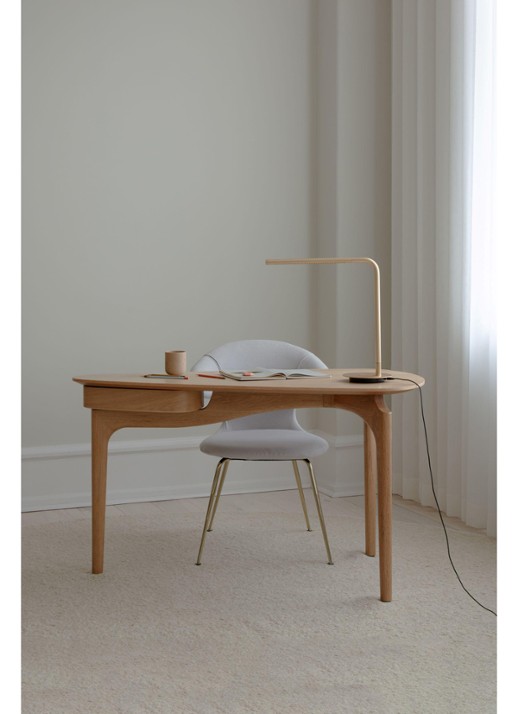 Umage Duende bureau  - voorkant 3 beige