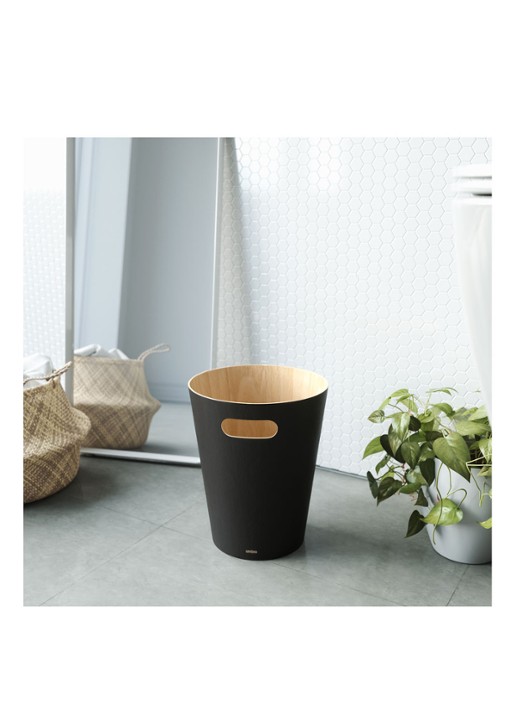 Umbra Woodrow prullenbak 7,5 liter - detail 4 zwart