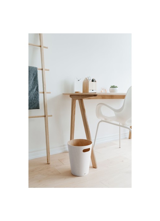 Umbra Woodrow prullenbak 7,5 liter - voorkant 2 wit