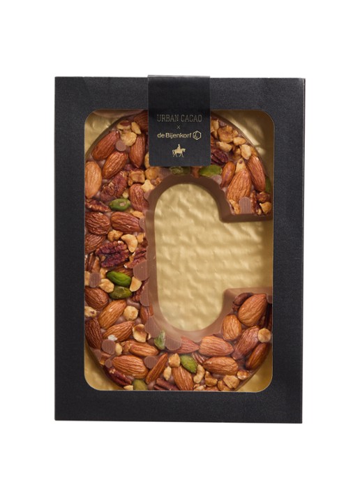 Urban Cacao Melk chocoladeletter met noten 180 gram - voorkant c