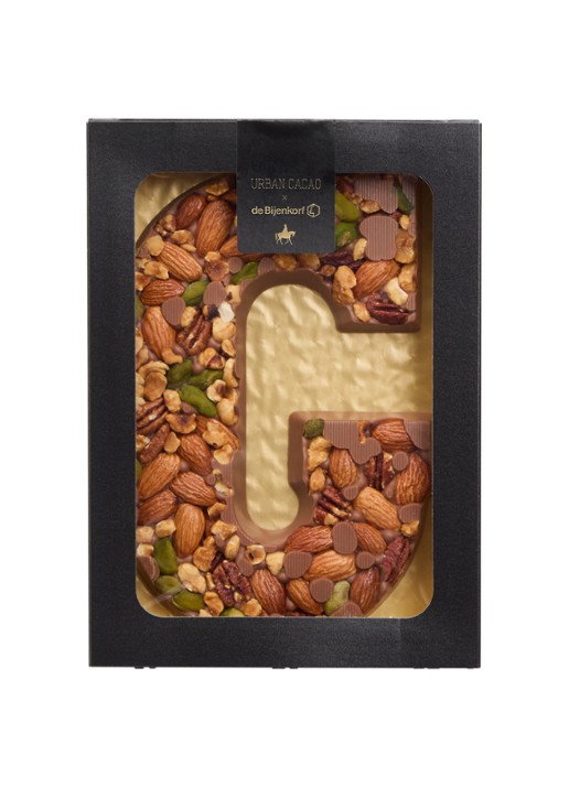 Urban Cacao Melk chocoladeletter met noten 180 gram - voorkant g