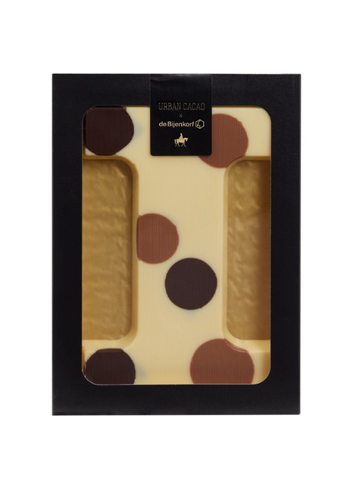 Urban Cacao Witte chocoladeletter gevlekt 200 gram - voorkant i