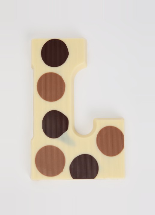 Urban Cacao Witte chocoladeletter gevlekt 200 gram - voorkant 2 l