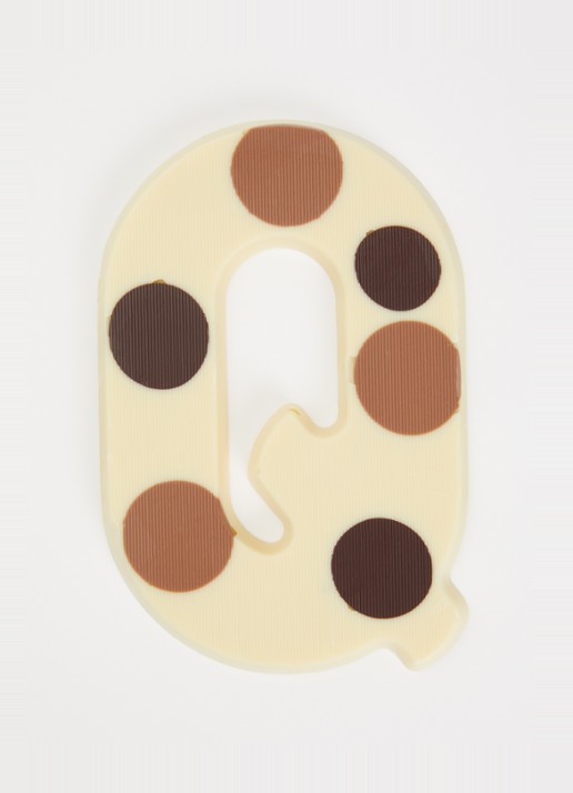Urban Cacao Witte chocoladeletter gevlekt 200 gram - voorkant 2 q
