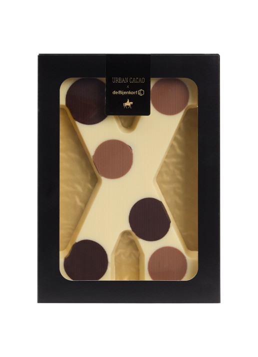Urban Cacao Witte chocoladeletter gevlekt 200 gram - voorkant x