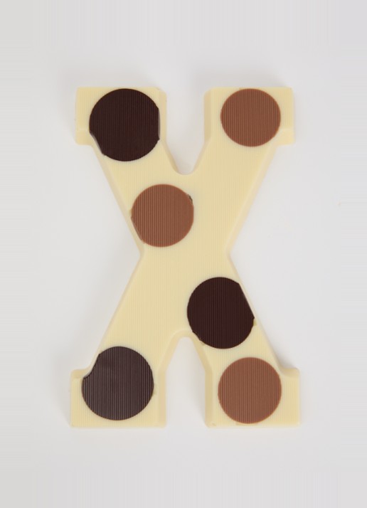 Urban Cacao Witte chocoladeletter gevlekt 200 gram - voorkant 2 x