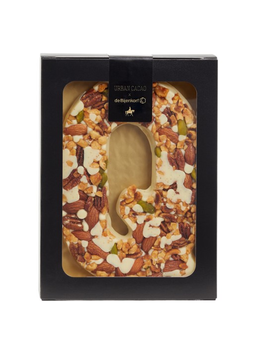 Urban Cacao Witte chocoladeletter met noten 180 gram - voorkant q