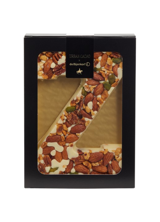 Urban Cacao Witte chocoladeletter met noten 180 gram - voorkant z