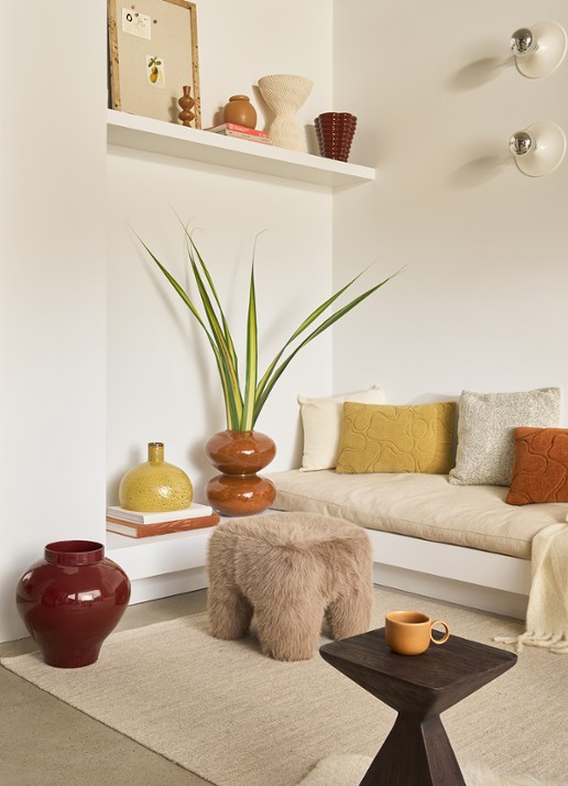 Urban Nature Culture Kira poef - voorkant 3 taupe