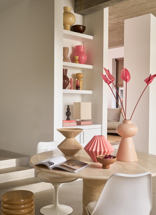 Urban Nature Culture Pavo vaas 25 cm - voorkant 2 roze