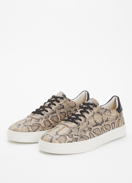 Vagabond Shoemakers Cody sneaker van geitenleer met slangenprint - detail 4 beige