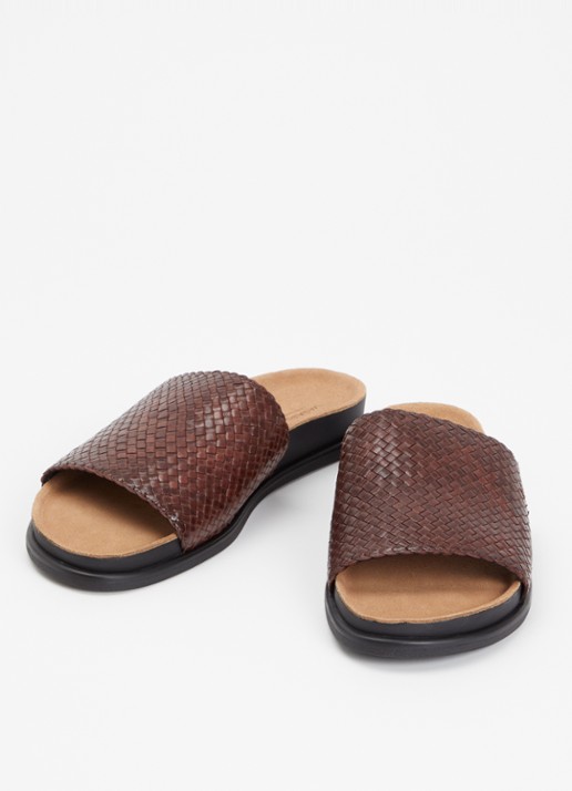 Vagabond Shoemakers Effie slipper van leer - detail 3 roodbruin