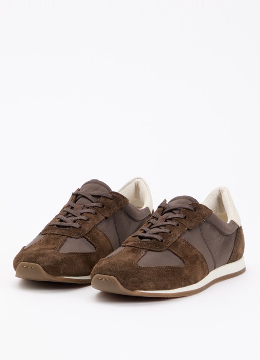 Vagabond Shoemakers Yasmin sneaker met suède details - detail 2 donkerbruin