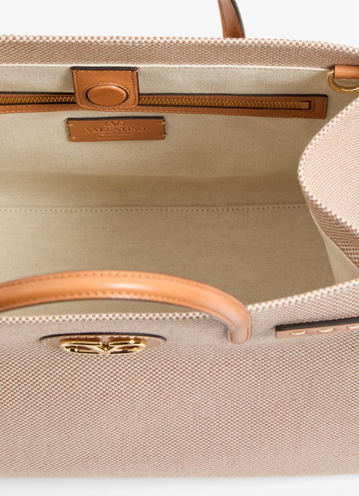 Valentino Garavani Antibes Medium shopper van canvas met leren details - detail 4 camel