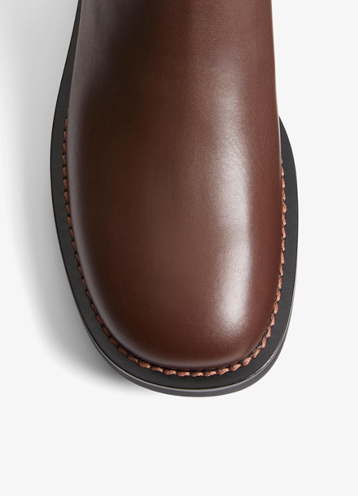 Valentino Garavani Chelsea boot van kalfsleer - detail 5 donkerbruin