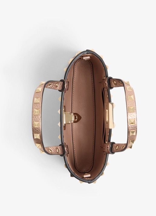 Valentino Garavani Handtas van kalfsleer met metallic finish en studs - detail 3 brons