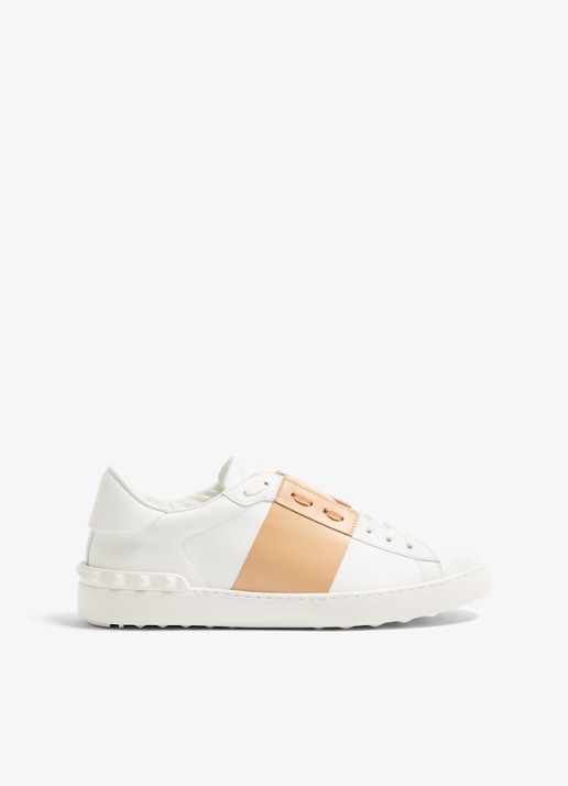 Valentino Garavani Open sneaker van kalfsleer - voorkant 2 beige