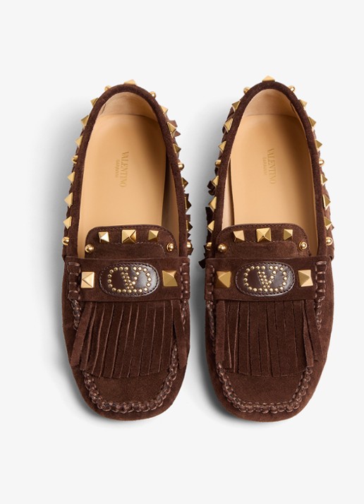 Valentino Garavani Plaster Caster Driver loafer van kalfssuède met studs - detail 5 bruin