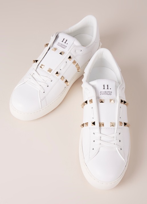 Valentino Garavani Rockstud Untitled sneaker van kalfsleer met studs - detail 2 wit