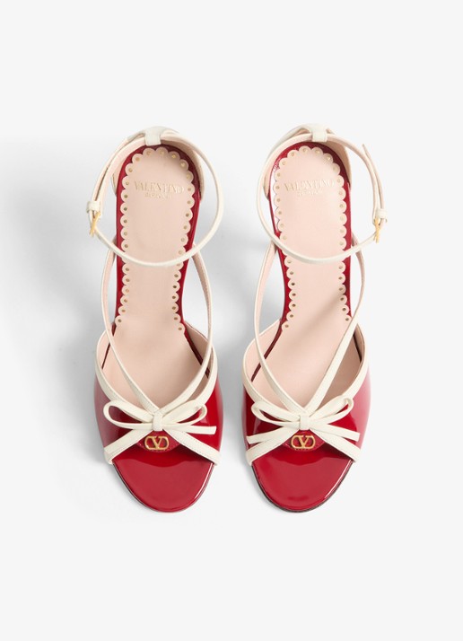 Valentino Garavani Sandalette van geitenleer met lakleren details - detail 4 rood