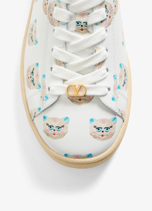 Valentino Garavani Sneaker van kalfsleer met print - detail 3 wit